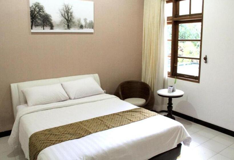 پانسیون Griya Yunika Homestay
