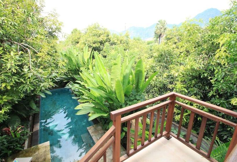 Villa Sutra