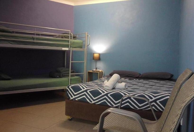 Beachside 1770 Yha