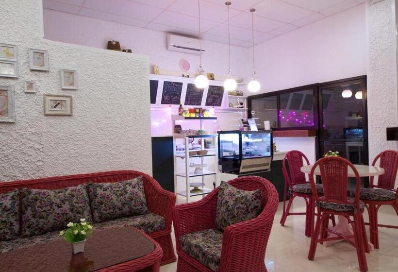 Ala Amid Bed & Breakfast