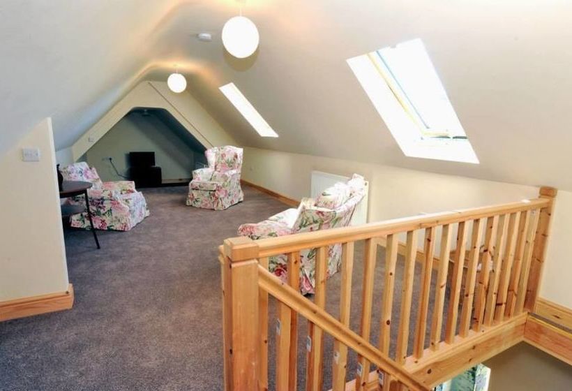 مبيت وإفطار Old Police House