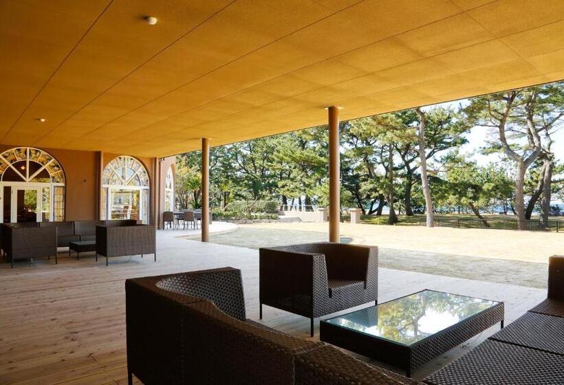 هتل Awaji Hamarikyu
