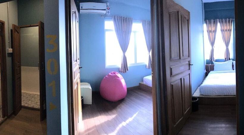 هتل Baobabed Hostel Nyaung Shwe