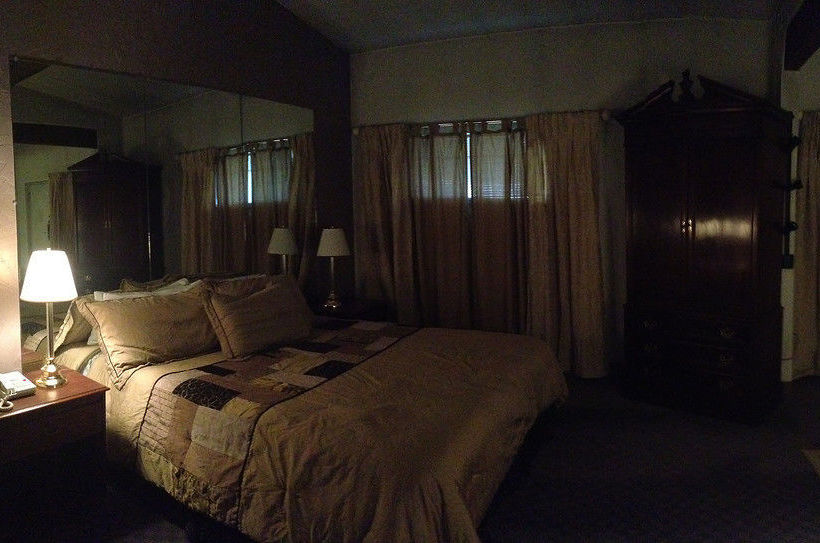 ホテル Caravan Ii Albergo