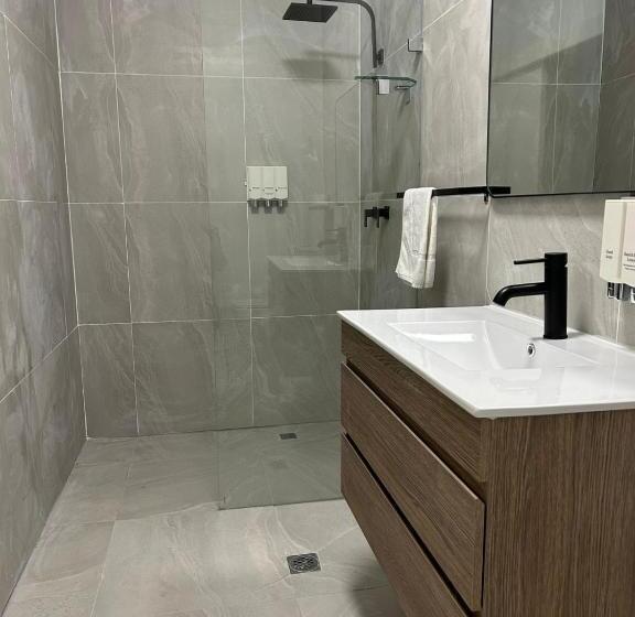 فندق Country Lodge Motor Inn