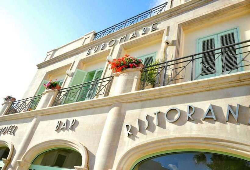 호텔 Euromare