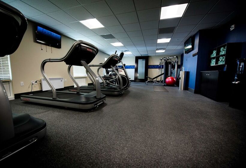 هتل Hampton Inn & Suites By Hilton Truro