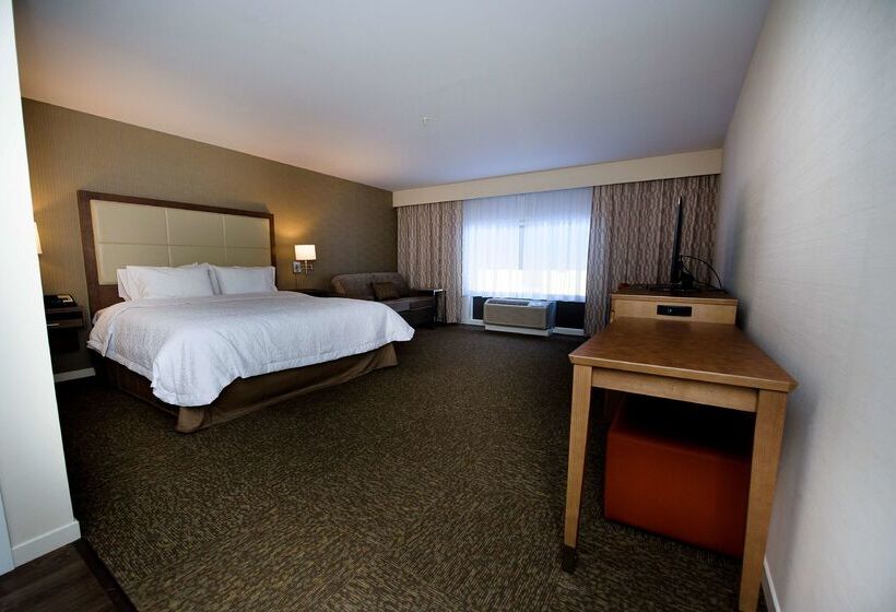 هتل Hampton Inn & Suites By Hilton Truro