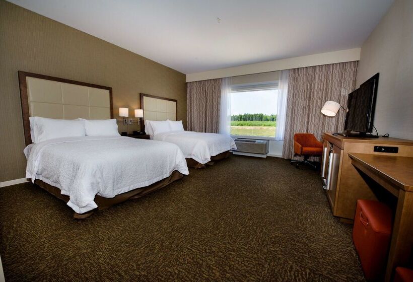 هتل Hampton Inn & Suites By Hilton Truro