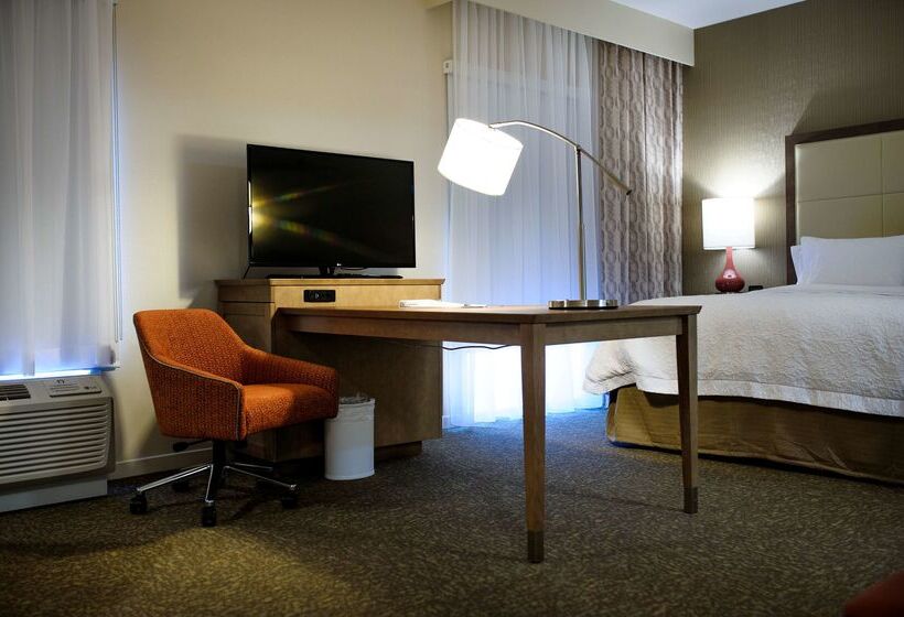 هتل Hampton Inn & Suites By Hilton Truro