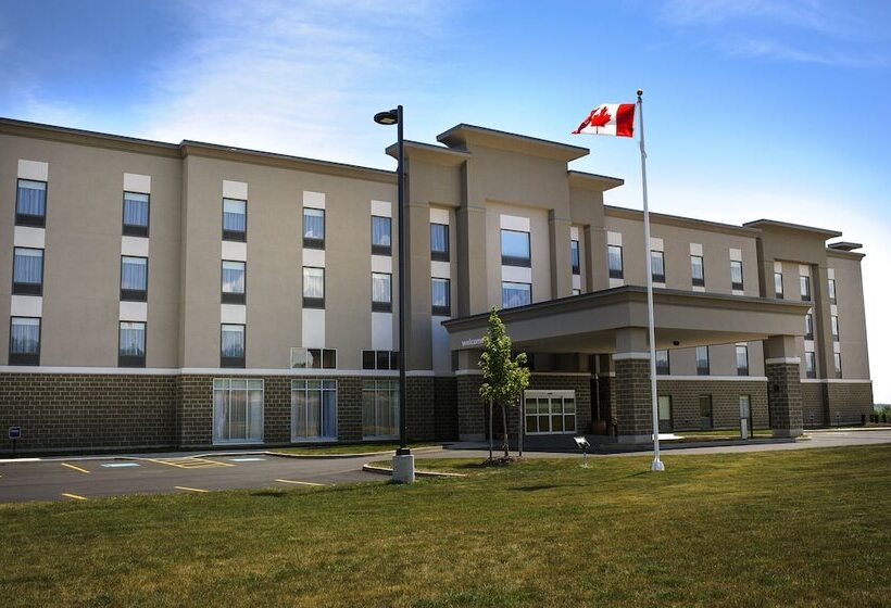 هتل Hampton Inn & Suites By Hilton Truro