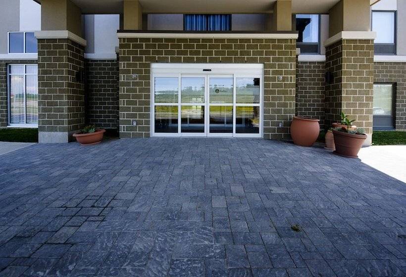 هتل Hampton Inn & Suites By Hilton Truro