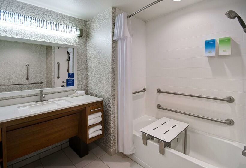 هتل Home2 Suites By Hilton Waco