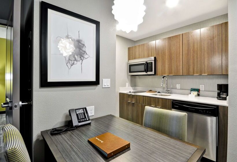 فندق Homewood Suites By Hilton Tyler
