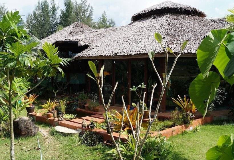 هتل Relax Eco Life Center   Khao Lak