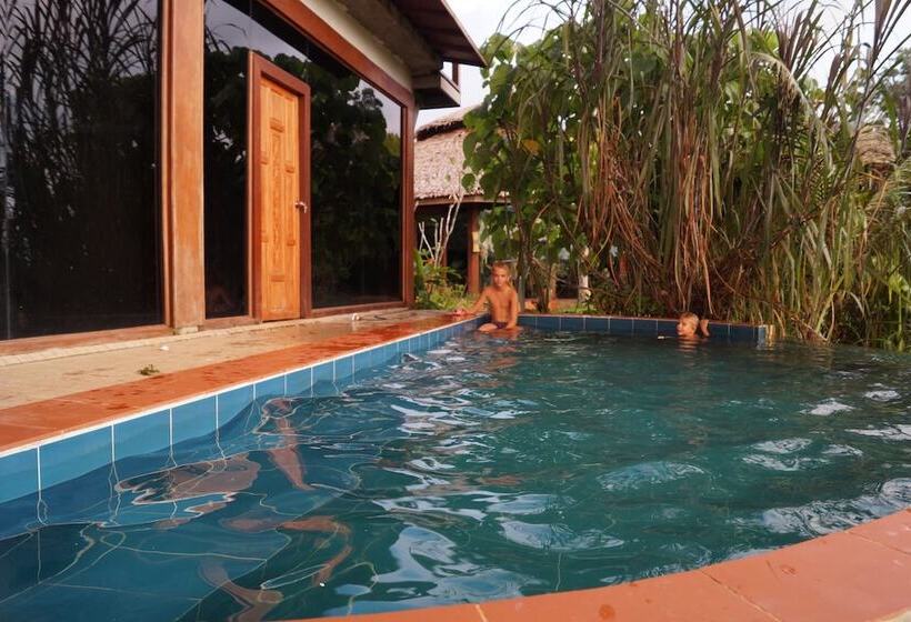 هتل Relax Eco Life Center   Khao Lak