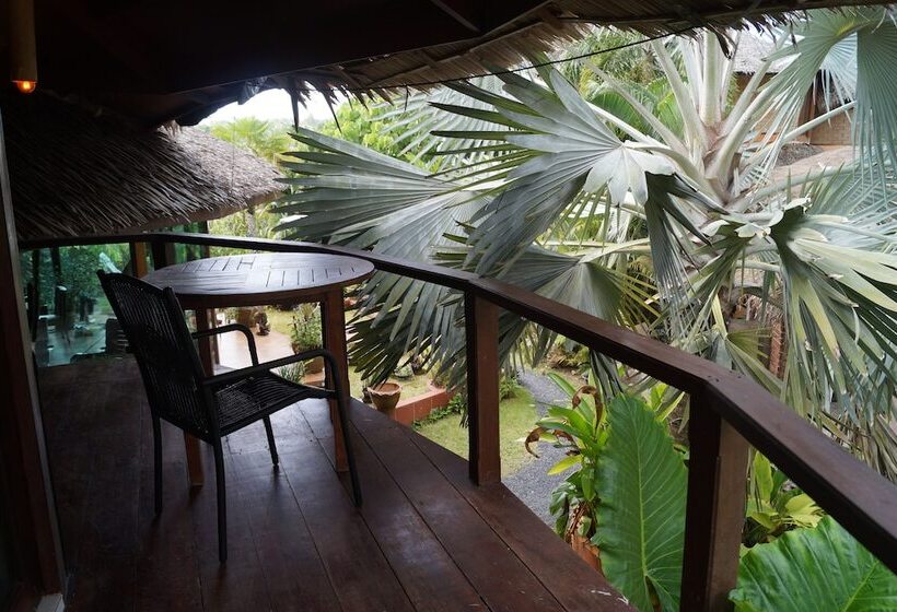 هتل Relax Eco Life Center   Khao Lak