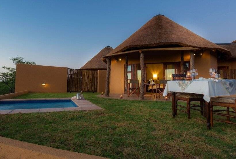 هتل Mopane Bush Lodge