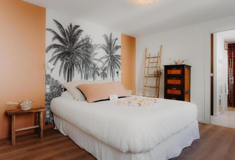 هتل Hôtel Palmito