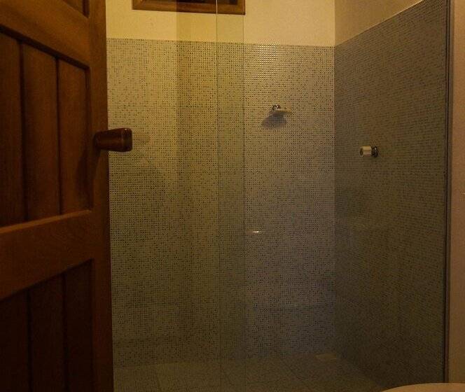 هتل Pousada Samambaia