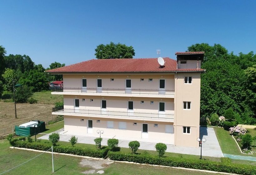 ホテル Sintrivanis Beach Resort