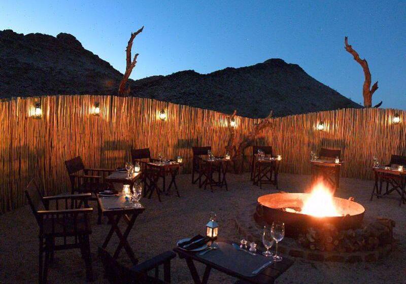 בית מלון כפרי Tutwa Desert Lodge