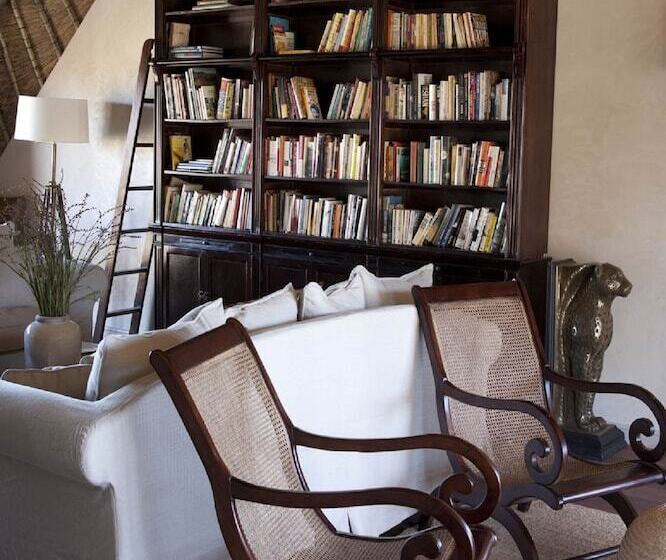 בית מלון כפרי Tutwa Desert Lodge