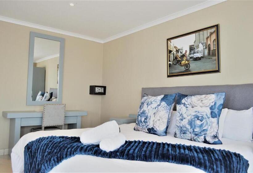 Point Village Hotel And Self Catering