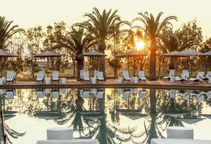استراحتگاه Grecotel Luxme Costa Botanica