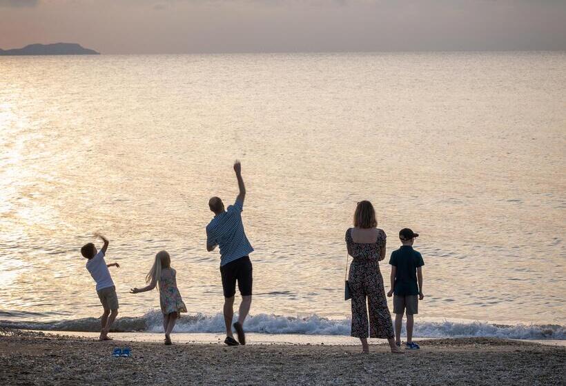 استراحتگاه Grecotel Luxme Costa Botanica