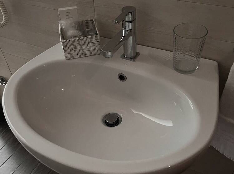 Suite 39 B&b