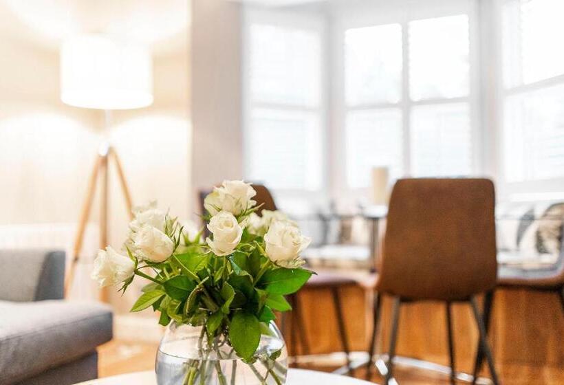 The Pines Stunning 3 Bedroomed Apartment, Gleneagles