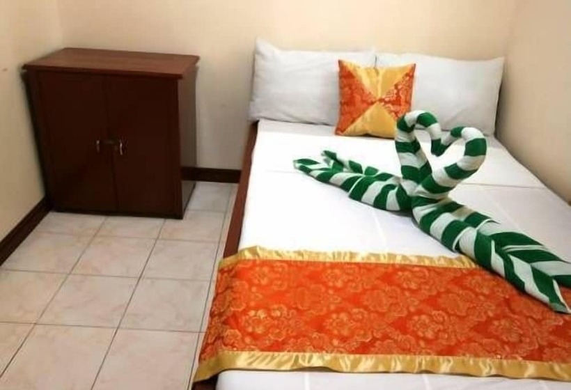 هاستل Wendy's Apartelle