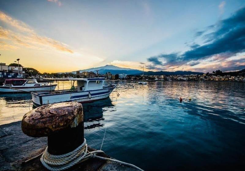 تختخواب و صبحانه New Naxos Village