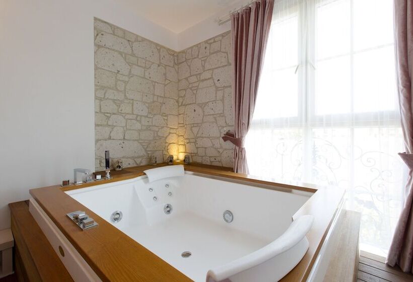 تختخواب و صبحانه Cella Boutique Hotel & Spa