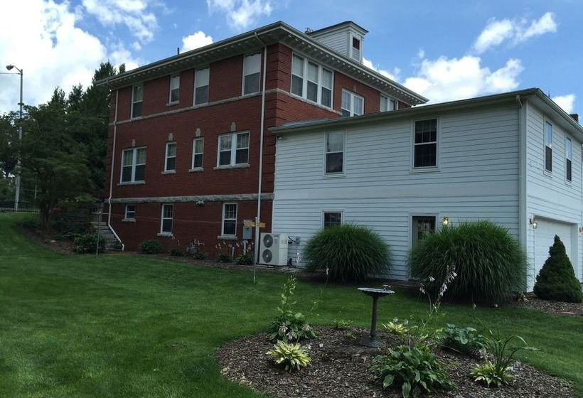 Bed and Breakfast The Collins House Inn