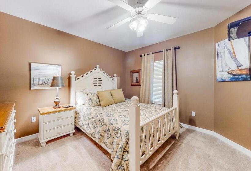 هتل Admirals Quarters 308