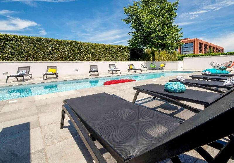 هتل Ibis Styles Toulouse Labège