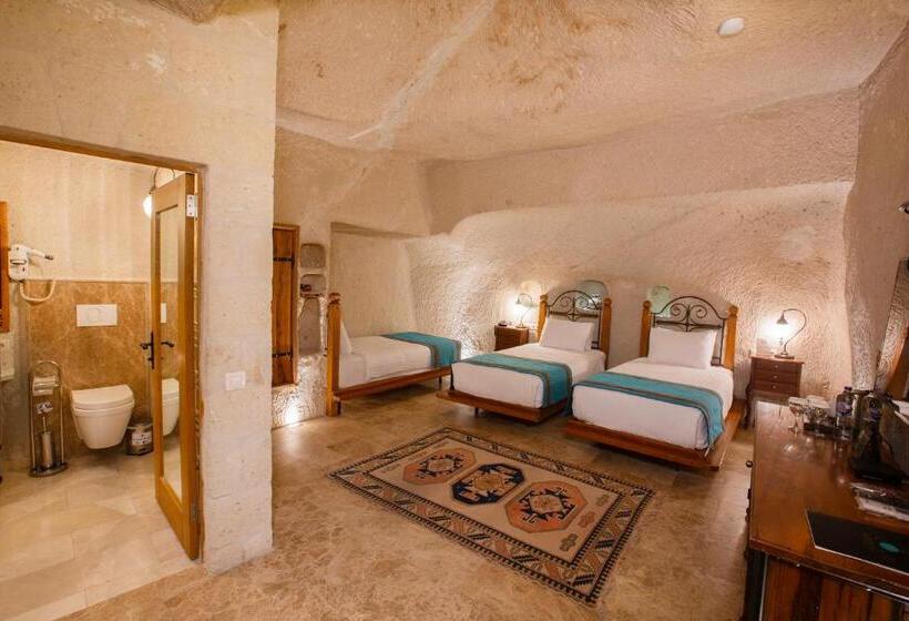 هتل Imperial Cave Suites & Spa