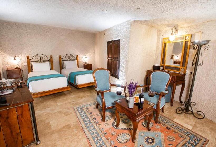 هتل Imperial Cave Suites & Spa
