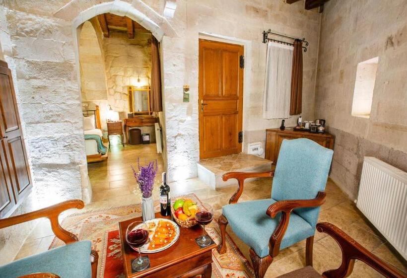هتل Imperial Cave Suites & Spa