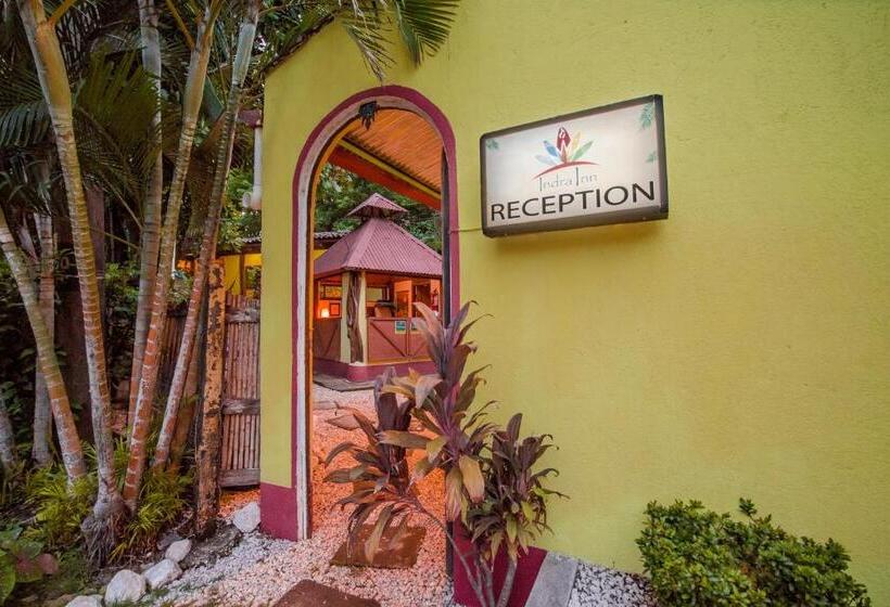 هتل Indra Inn