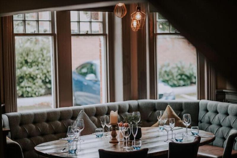 هتل Inn In The Park