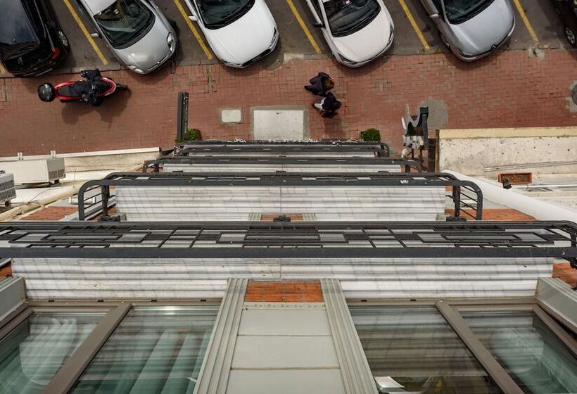 Fotos del hotel Numi:  13