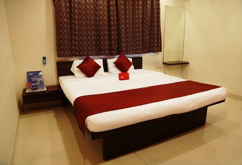 هتل Oyo Rooms Pimpri Chowk