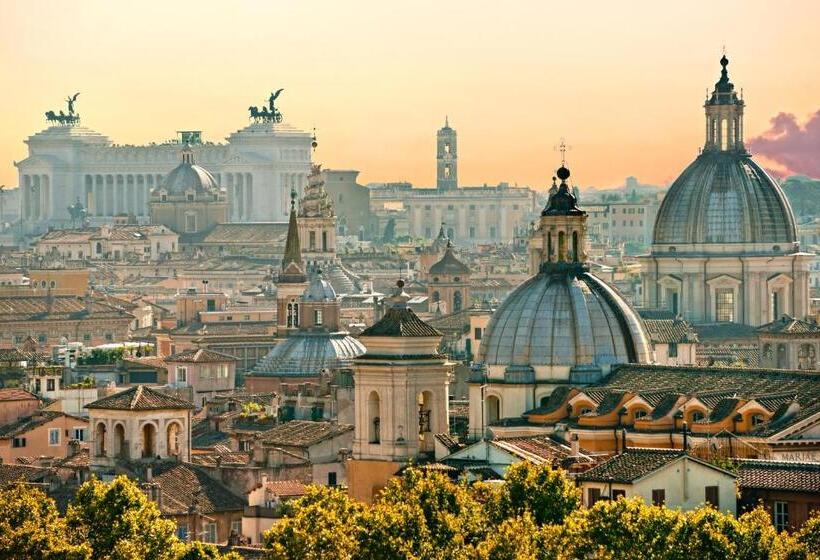 هتل The Spanish Suite Piazza Di Spagna