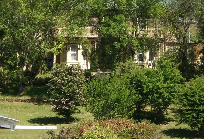 Lucinda B&b