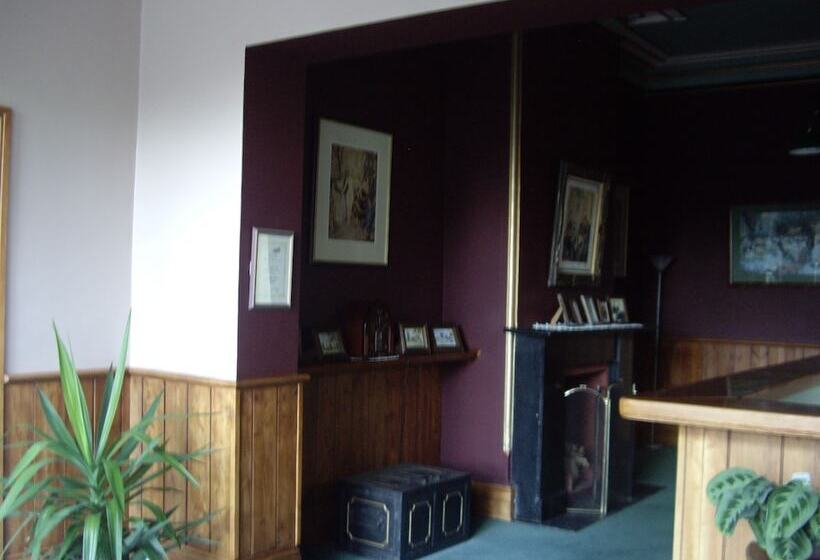 Lucinda B&b