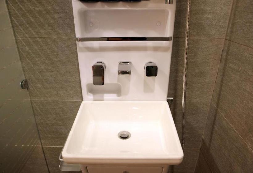 Pensão 24 Guesthouse Seoul Station Premier