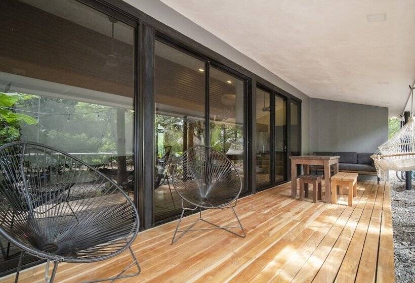 منتجع Las Avellanas Villas